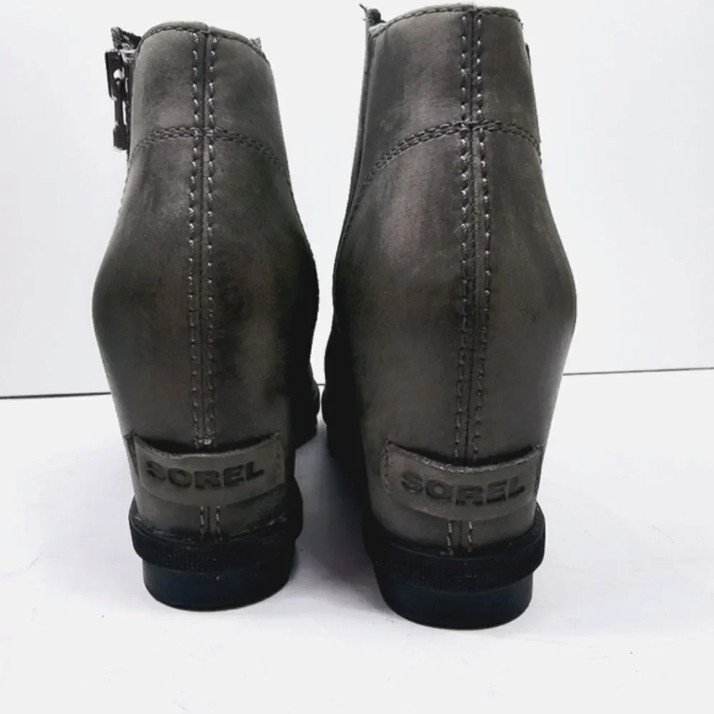 SOREL JOAN OF ARCTIC WEDGE II ZIP BOOTIE SIZE Charcoal Gray Sz 8